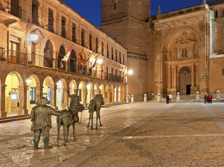 Plaza Mayor de Villanueva de los Infantes